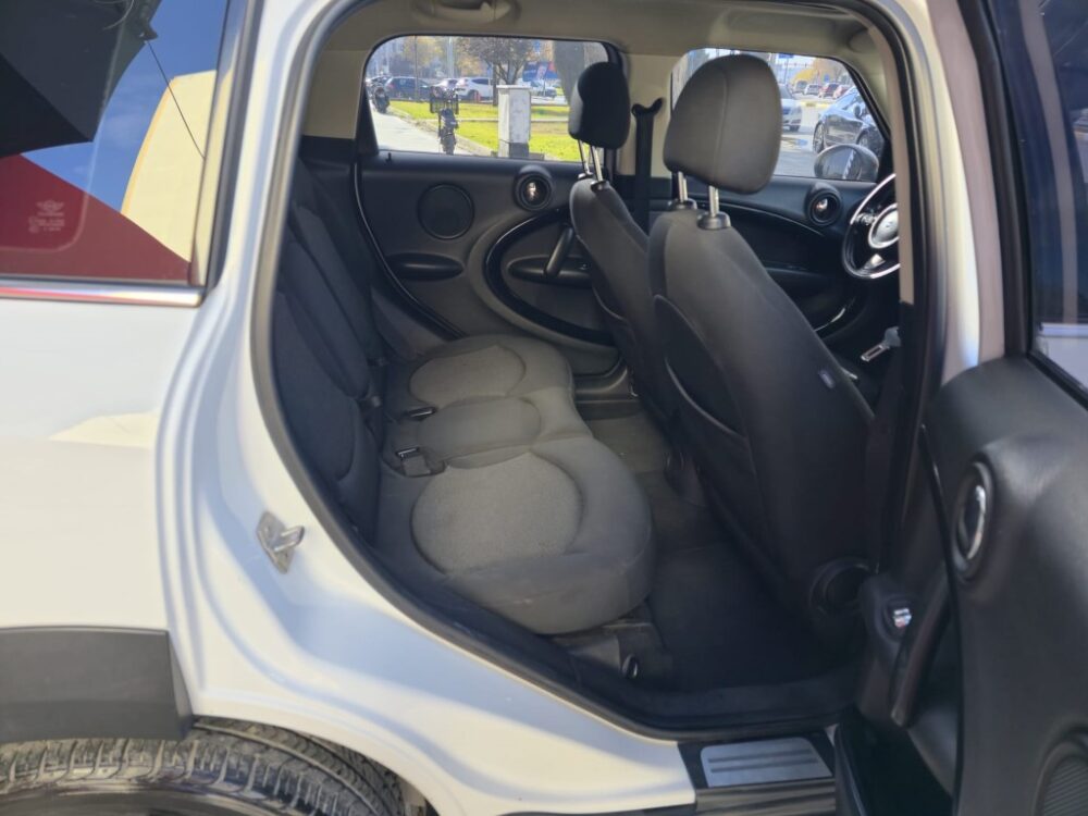 11 (Orta) MİNİ COOPER D COUNTRYMAN 2013 MODEL