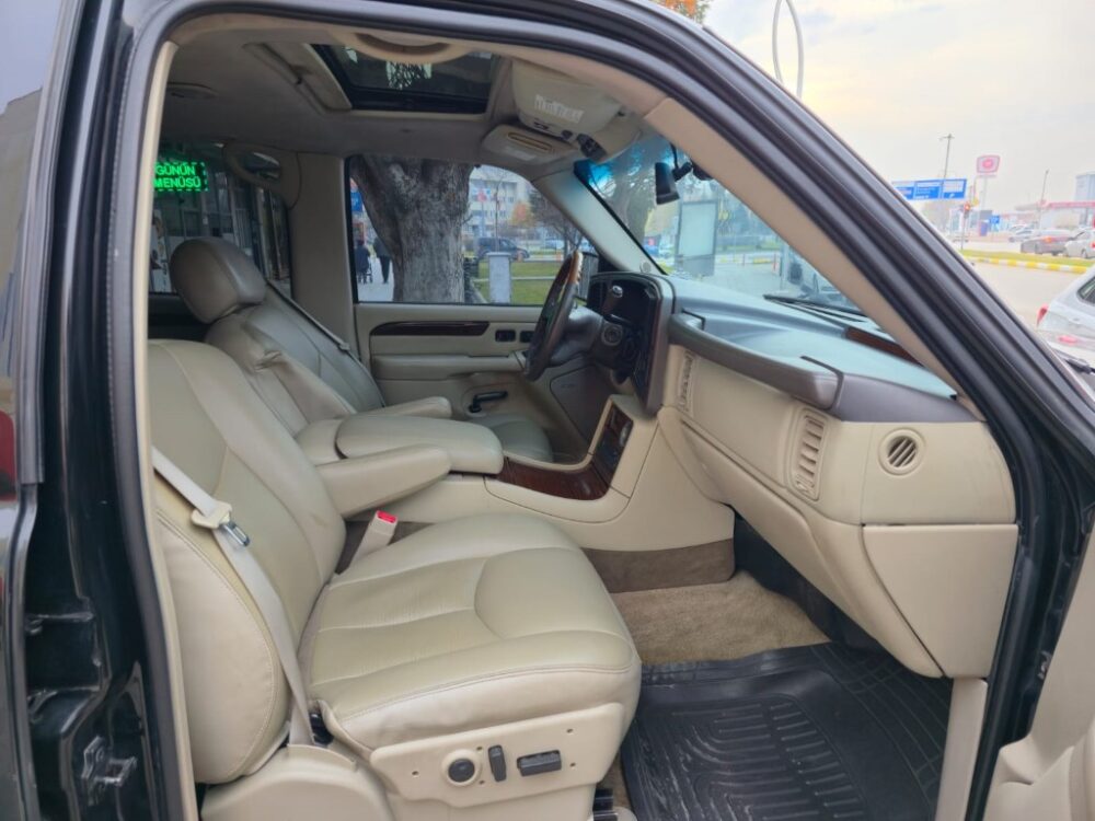 CADİLLAC ESCALADE 6.0 V8 2003 MODEL...