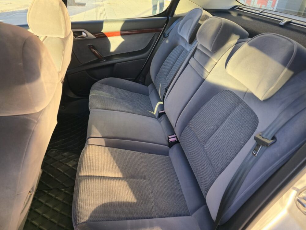 15 (Orta) PEUGEOT 407 211.000 KM DE 2008 MODEL EMSALSİZ NİTELİKTE...