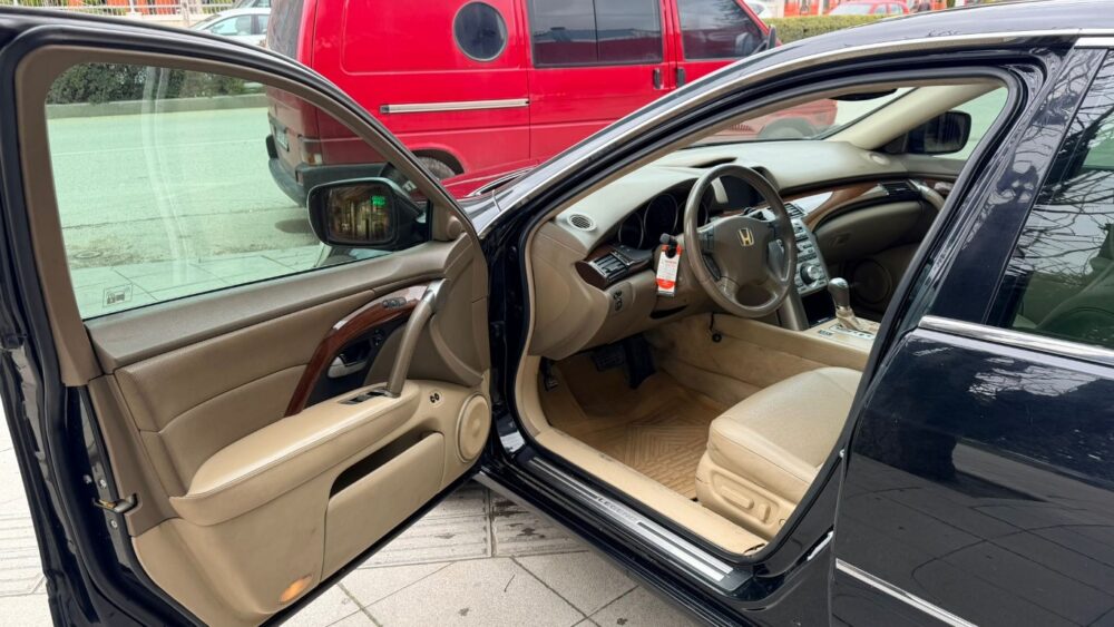 HONDA LEGEND 3.5 V6 FULL + FULL 2007 MODEL EFSANE...