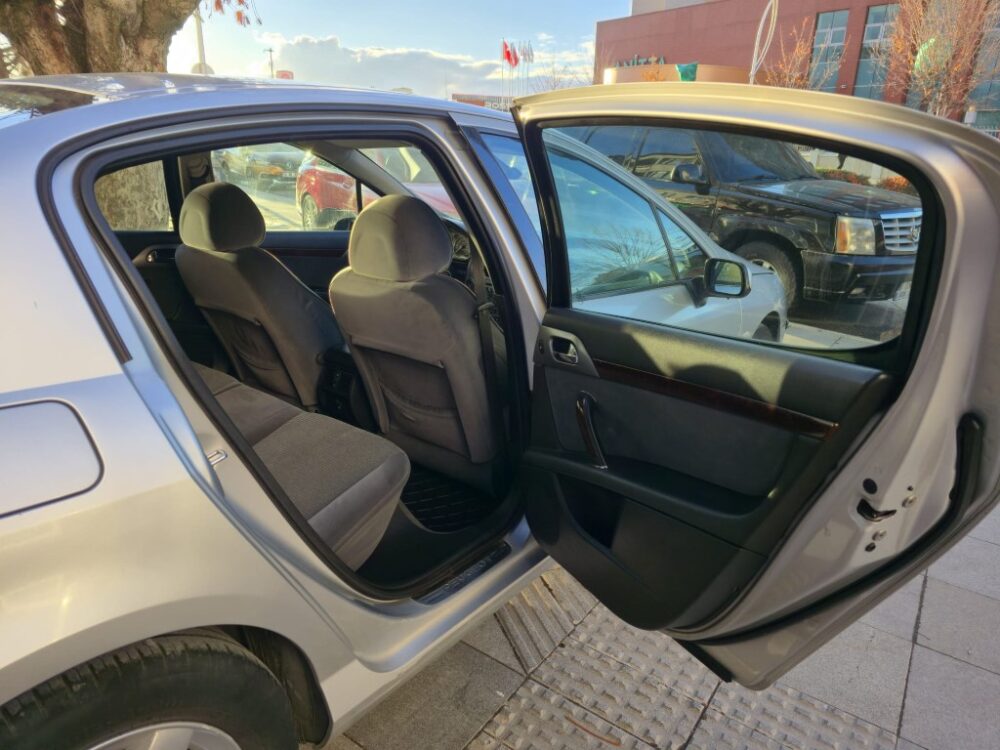 PEUGEOT 407 2.0 HDI EXECUTIVE 2008 MODEL