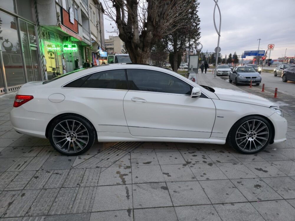MERCEDES E 350 CDI AMG 2011 COUPE