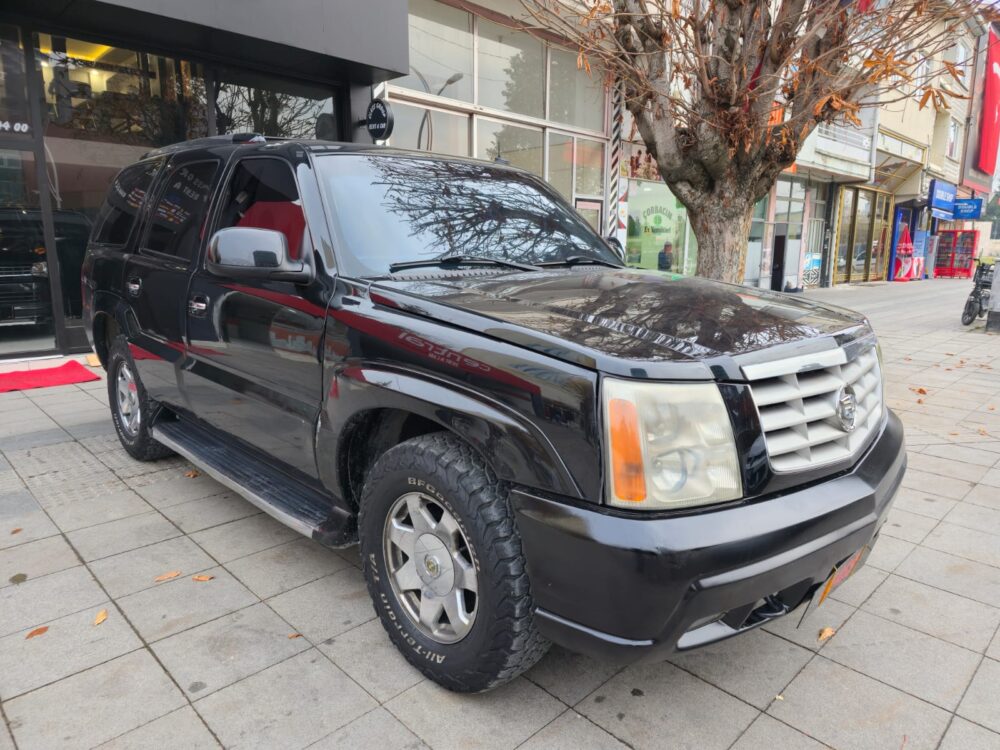 CADİLLAC ESCALADE 6.0 V8 2003 MODEL…