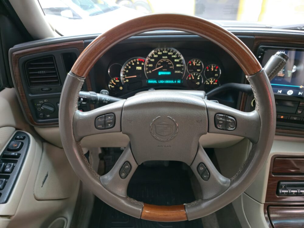 CADİLLAC ESCALADE 6.0 V8 2003 MODEL...