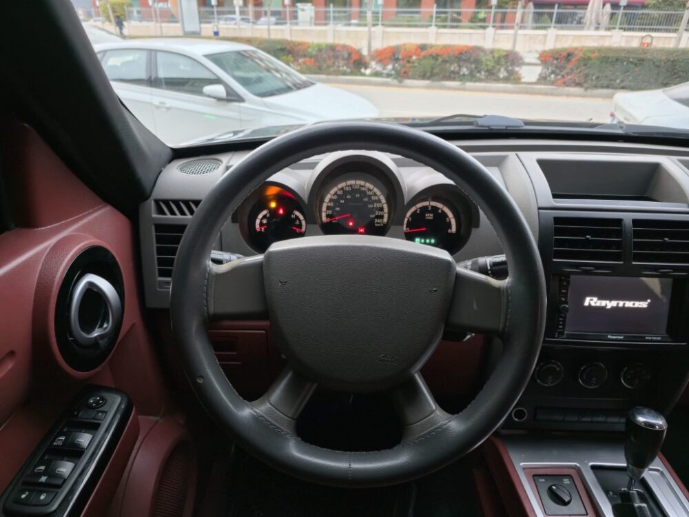 20 (Orta) DODGE NİTRO 2.8 4X4 CRD SXT 2007 MODEL