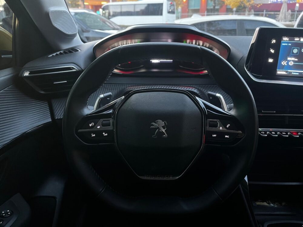 PEUGEOT 208 1.2 PURETECH 2021 MODEL