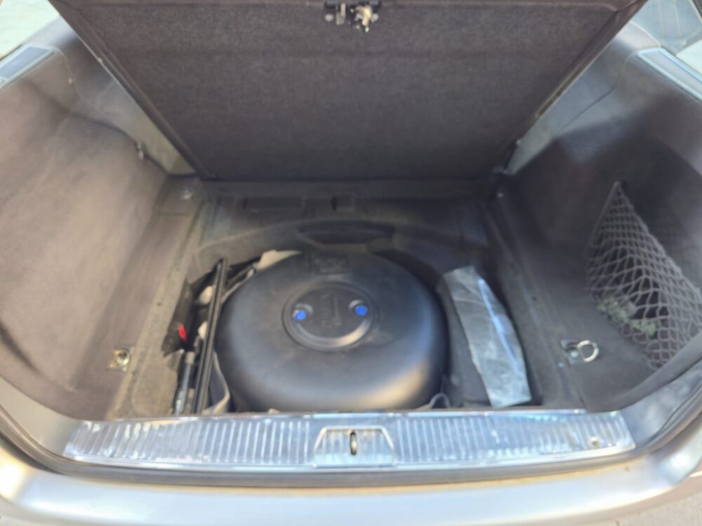 26 (Orta) MERCEDES E 240 2003 MODEL 116.000 KM TR'DE TEK