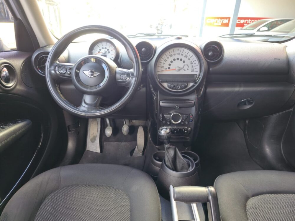 26 (Orta) MİNİ COOPER D COUNTRYMAN 2013 MODEL