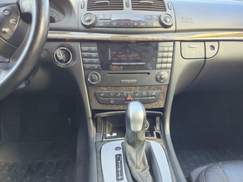 28 (Orta) MERCEDES E 240 2003 MODEL 116.000 KM TR'DE TEK