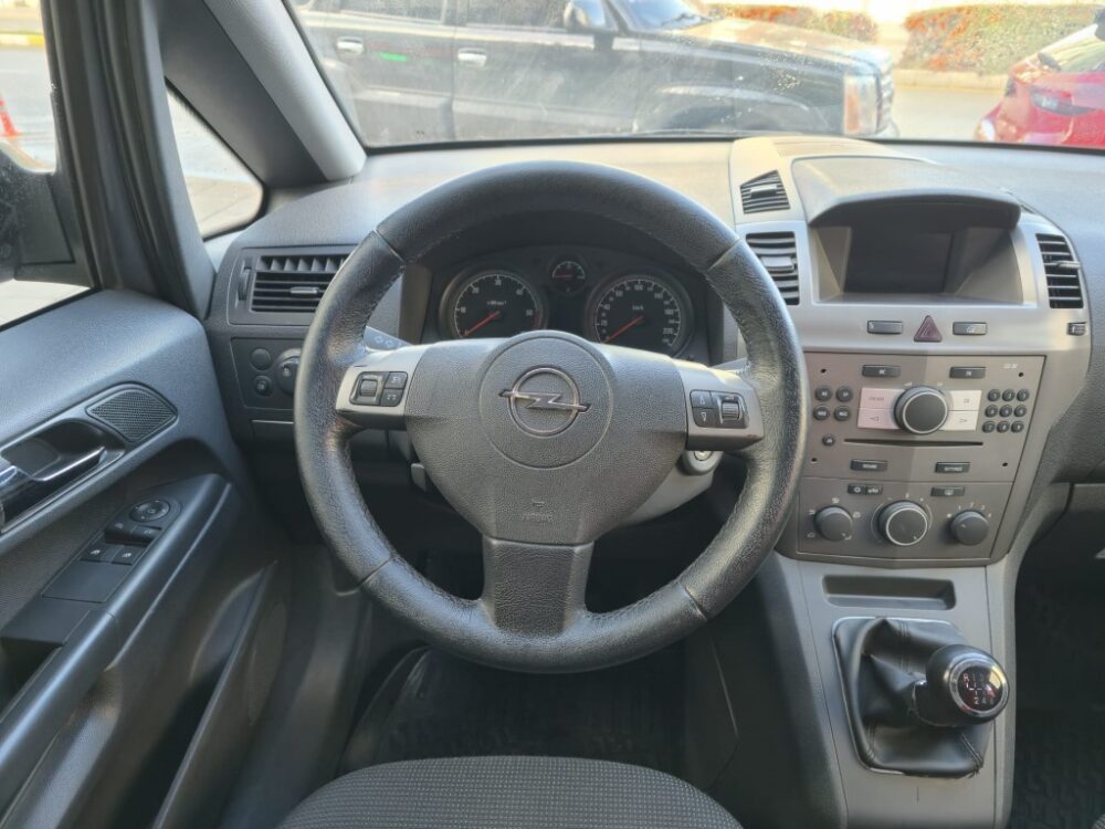 3 (Orta) OPEL ZAFİRA 2.0 DTİ 2006 MODEL 7 KİŞİLİK GENİŞ AİLELER İÇİN.....
