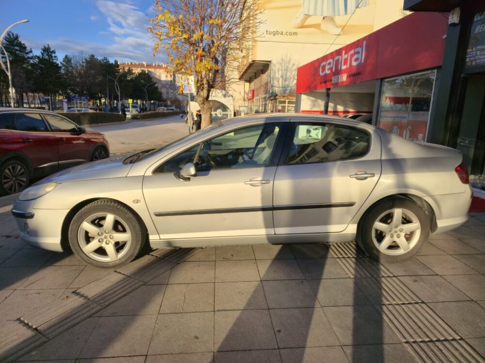 4 (Orta) PEUGEOT 407 211.000 KM DE 2008 MODEL EMSALSİZ NİTELİKTE...
