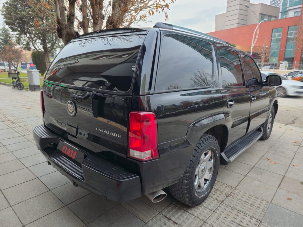 CADİLLAC ESCALADE 6.0 V8 2003 MODEL...