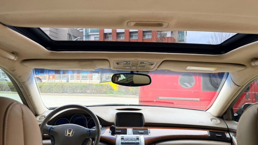 HONDA LEGEND 3.5 V6 FULL + FULL 2007 MODEL EFSANE...