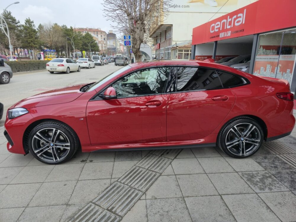 BMW 2.16D M-SPORT FİRST EDİTİON 46.200 KM HATASIZ TRAMERSİZ...