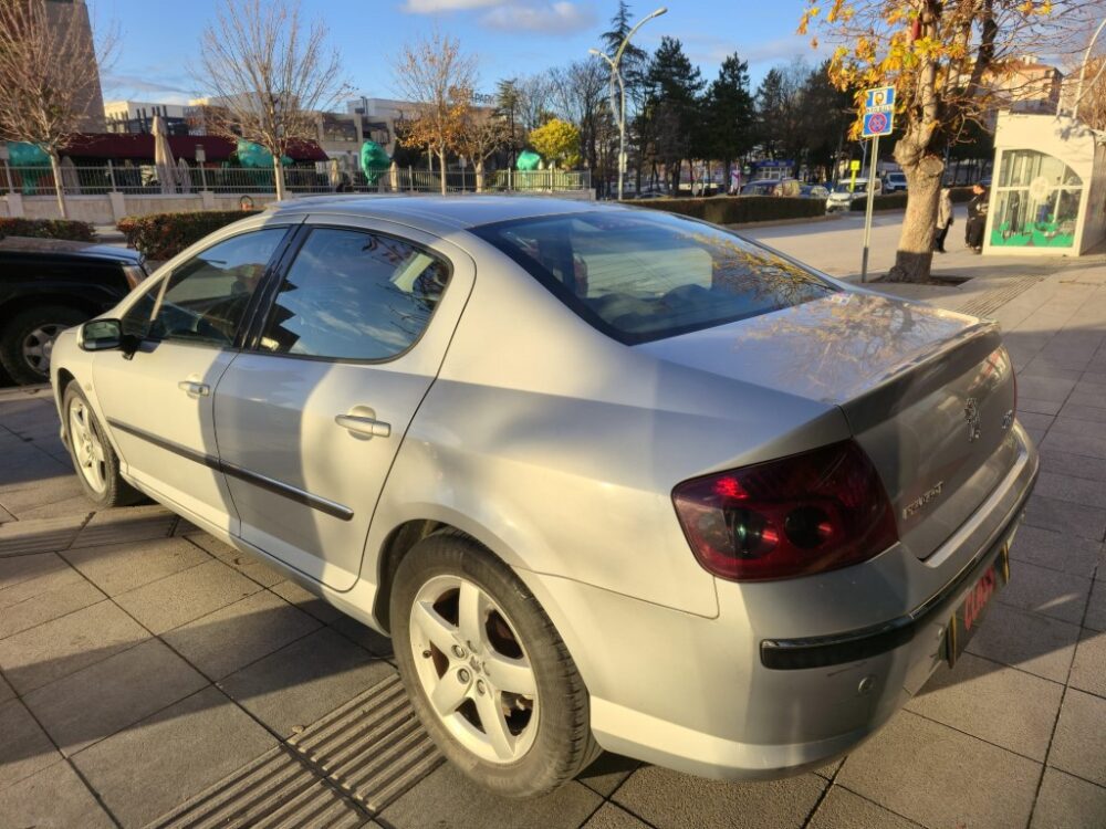 5 (Orta) PEUGEOT 407 211.000 KM DE 2008 MODEL EMSALSİZ NİTELİKTE...