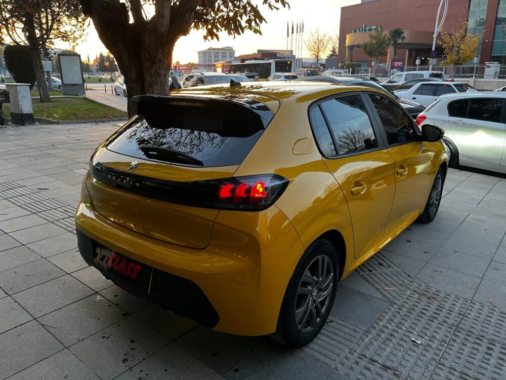 5 (Orta) PEUGEOT 208 1.2 PURE-TECH PRİME 2021 MODEL
