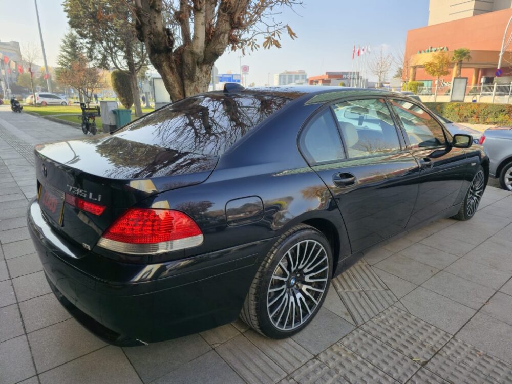 5 (Orta) BMW 7.35İ LONG V8 MOTOR MÜTHİŞ SES HIZI HİSSET