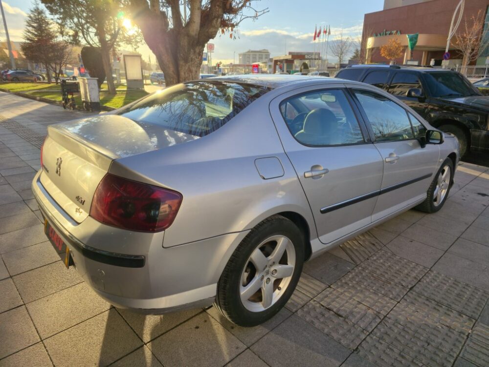 6 (Orta) PEUGEOT 407 211.000 KM DE 2008 MODEL EMSALSİZ NİTELİKTE...