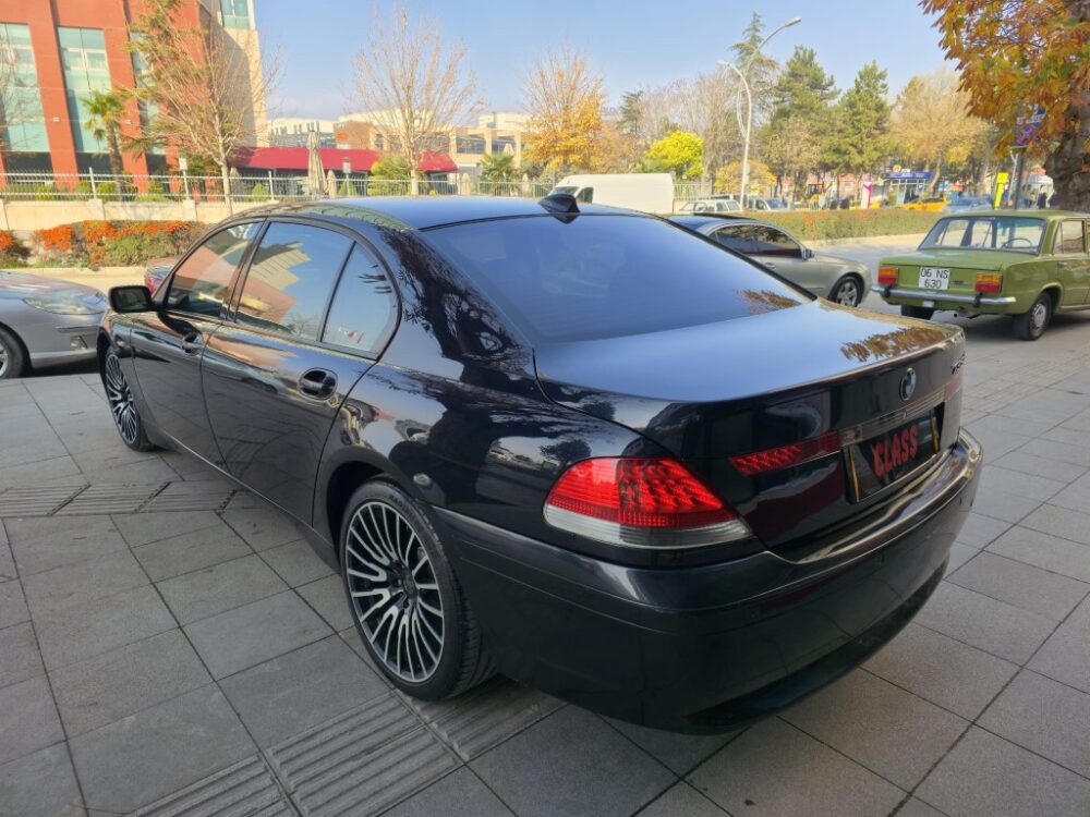 7 (Orta) BMW 7.35İ LONG V8 MOTOR MÜTHİŞ SES HIZI HİSSET