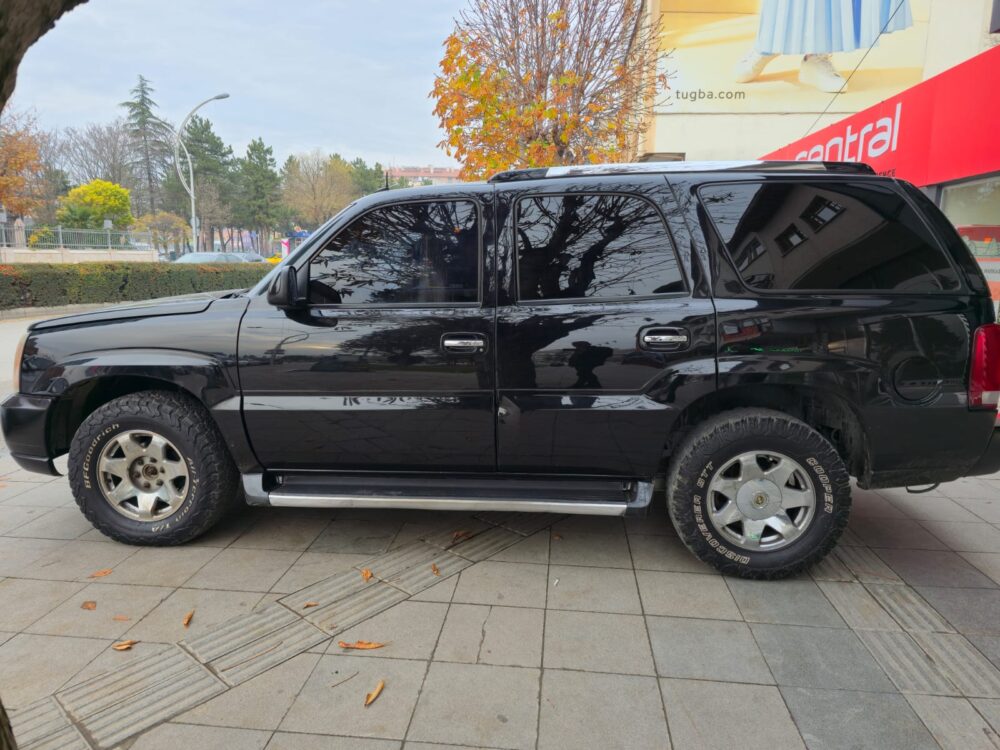 CADİLLAC ESCALADE 6.0 V8 2003 MODEL...