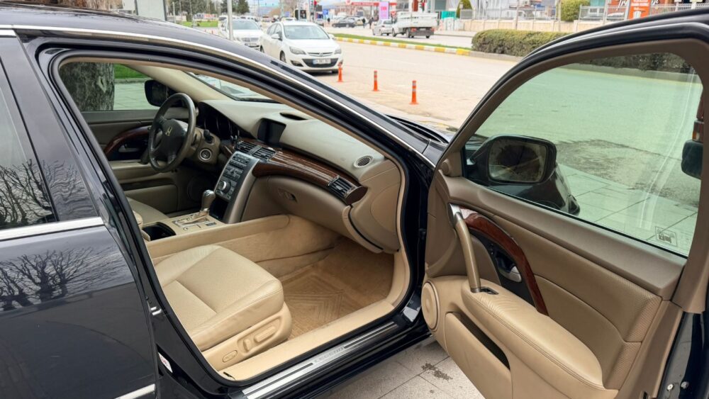 HONDA LEGEND 3.5 V6 FULL + FULL 2007 MODEL EFSANE...