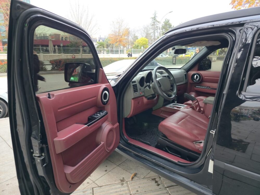 9 (Orta) DODGE NİTRO 2.8 4X4 CRD SXT 2007 MODEL