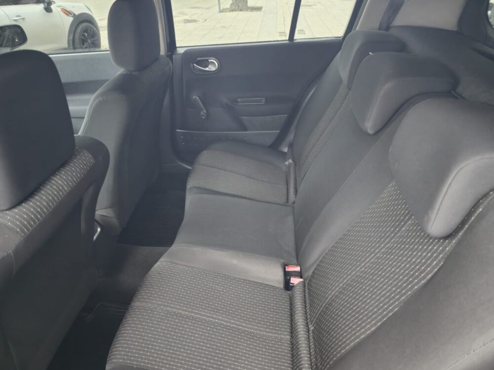 9 (Orta) RENAULT MEGANE II 1.4 AUTHENTİQUE 148.000 KM 2005 MODEL