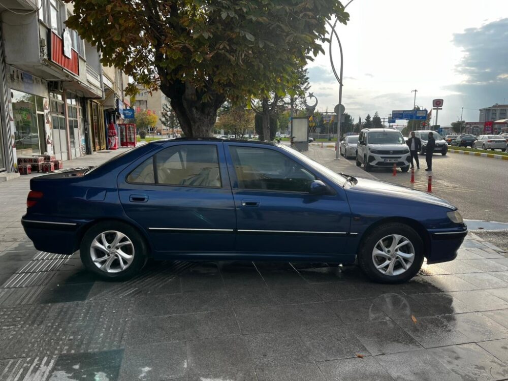 PEUGEOT 406 2.0 ST - TR'de Tek 2001 Model