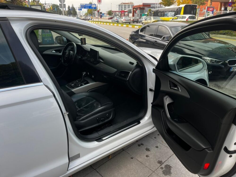 WhatsApp Görsel 2025-10-21 saat 14.38.43_2e0c8c53 (Orta) AUDİ A6 QUATRO 2012 MODEL EMSALSİZ