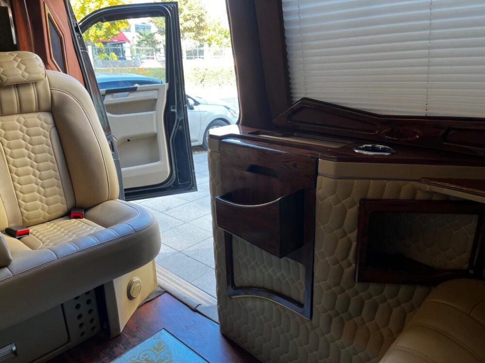 VOLKSWAGEN TRANSPORTER 2017 MODEL V.İ.P. 71.000 KM ORJİNAL