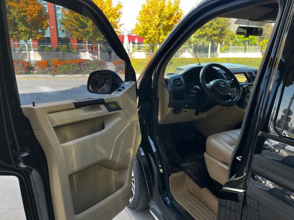 VOLKSWAGEN TRANSPORTER 2017 MODEL V.İ.P. 71.000 KM ORJİNAL
