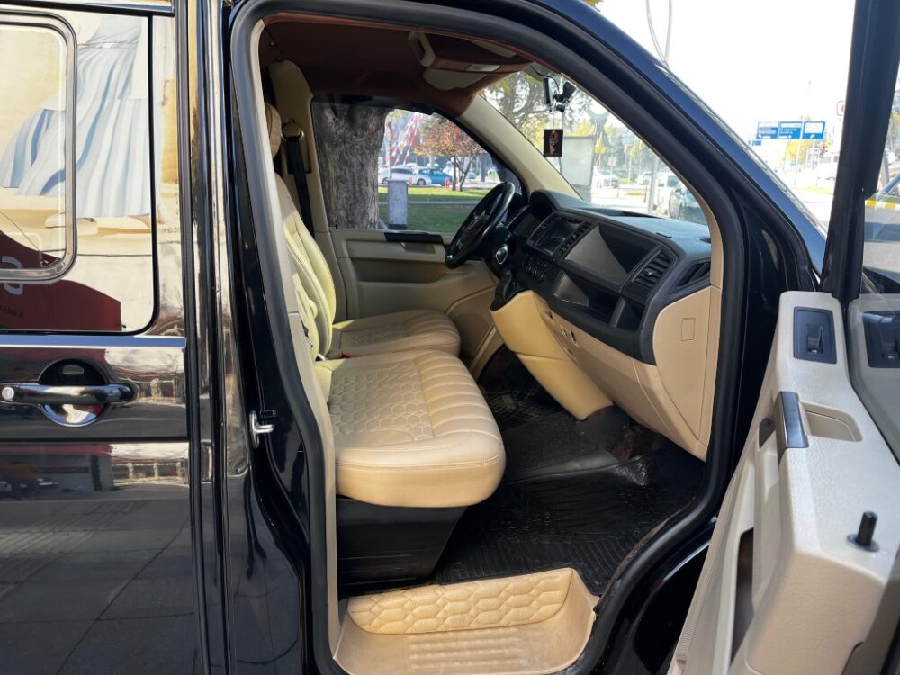 VOLKSWAGEN TRANSPORTER 2017 MODEL V.İ.P. 71.000 KM ORJİNAL