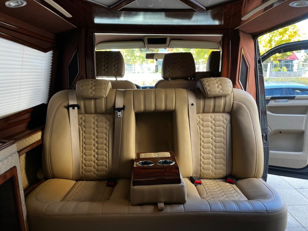 VOLKSWAGEN TRANSPORTER 2017 MODEL V.İ.P. 71.000 KM ORJİNAL