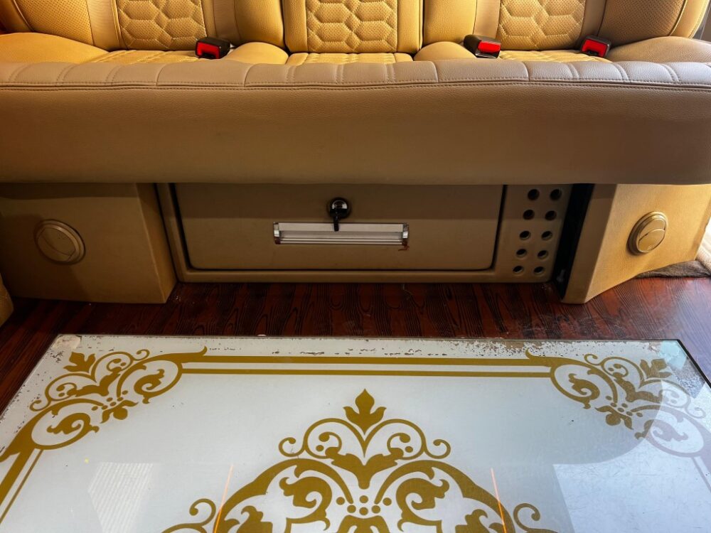 VOLKSWAGEN TRANSPORTER 2017 MODEL V.İ.P. 71.000 KM ORJİNAL