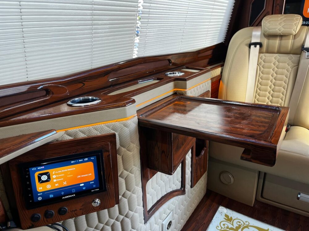 VOLKSWAGEN TRANSPORTER 2017 MODEL V.İ.P. 71.000 KM ORJİNAL