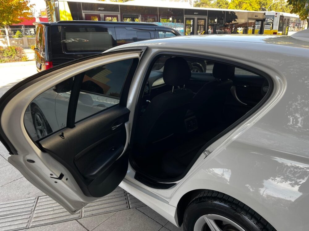 BMW 1.16 JOY PLUS 2015 MODEL