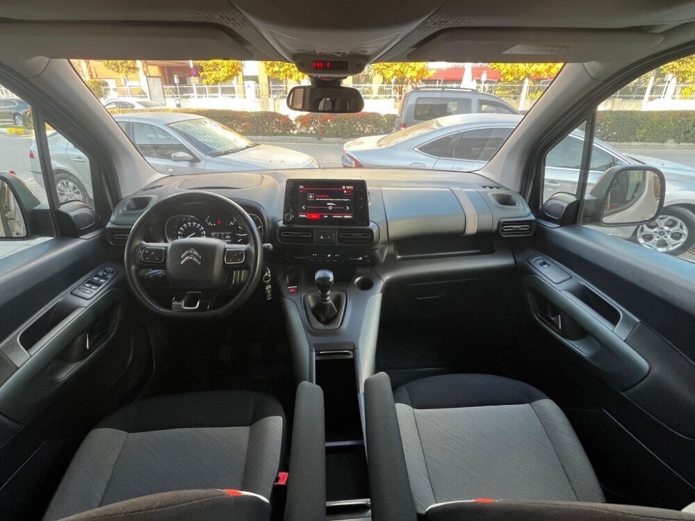 CITROEN BERLİNGO 1.5 BLUEHDI SHİNE BOLD XTR 2022 MODEL...