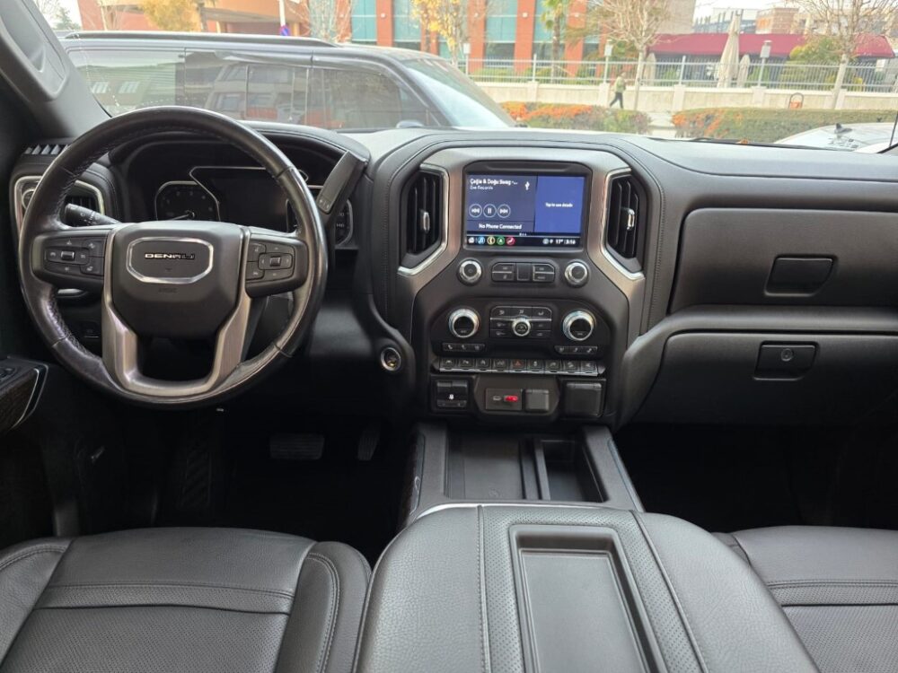 GMC SİERRA DENALI 3.0 L 2022 MODEL HATASIZ TRAMERSİZ