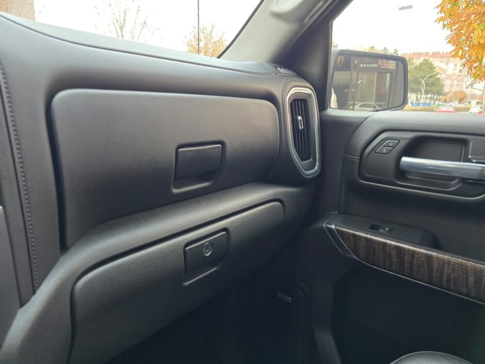 GMC SİERRA DENALI 3.0 L 2022 MODEL HATASIZ TRAMERSİZ