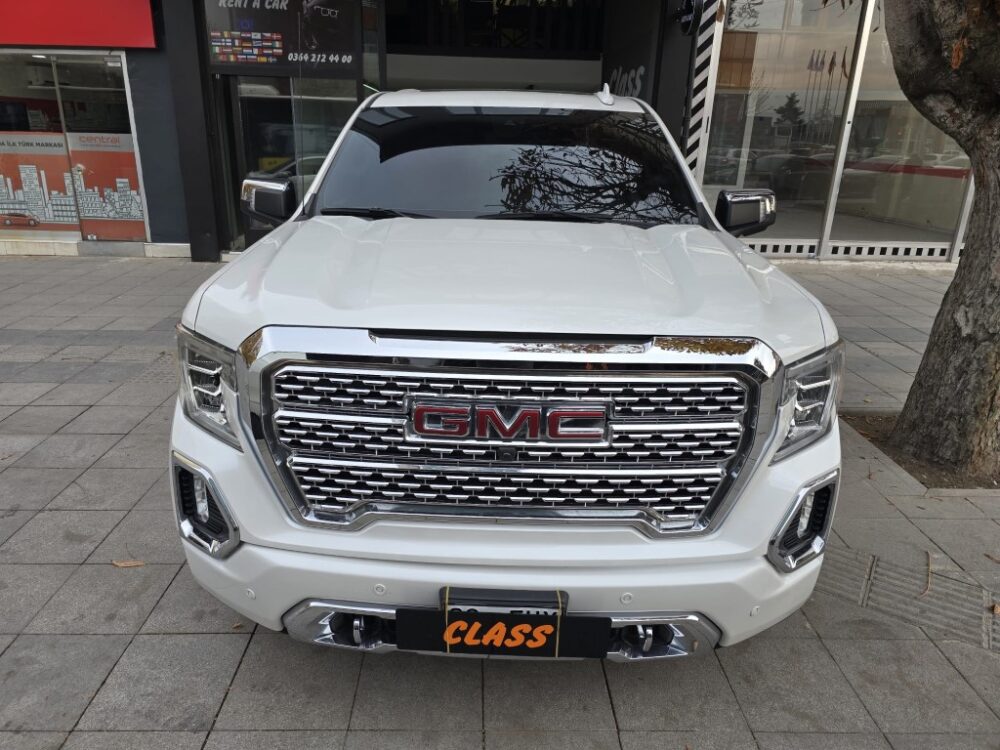 GMC SİERRA DENALI 3.0 L 2022 MODEL HATASIZ TRAMERSİZ