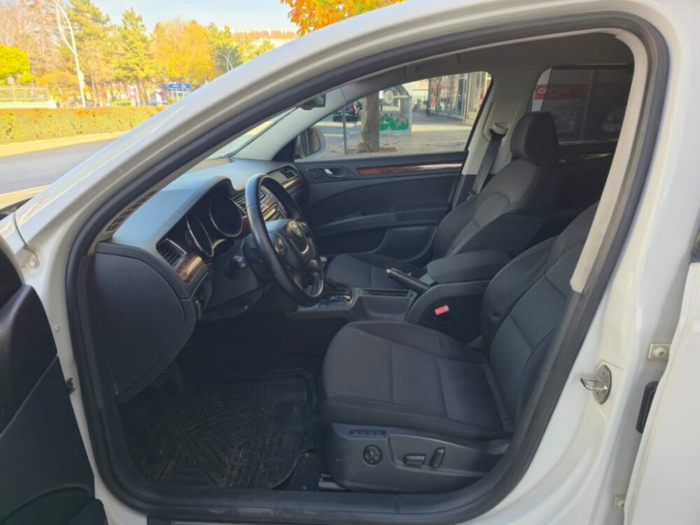 SKODA SUPERB 2011 MODEL 2.0 DİZEL OTOMATİK EFSANE