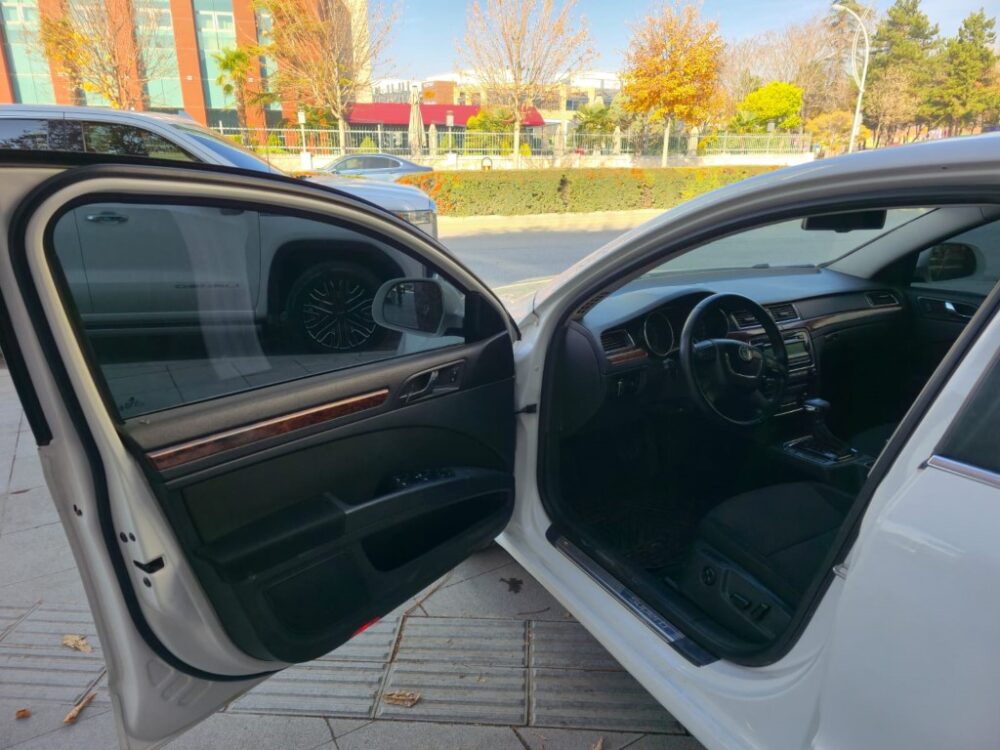 SKODA SUPERB 2011 MODEL 2.0 DİZEL OTOMATİK EFSANE