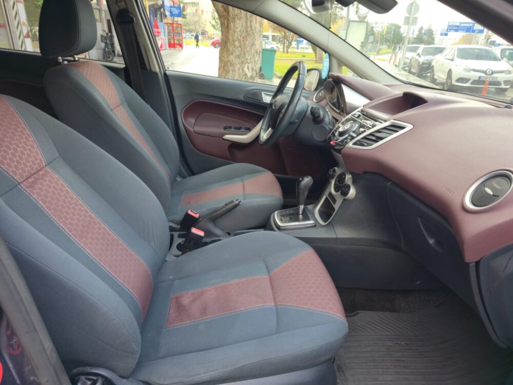 FORD FİESTA 1.4 TİTANİUM 2012 112.000 KM DE